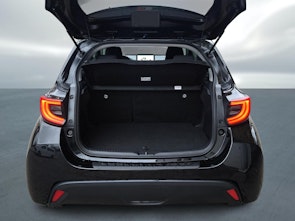 Vehicle image TOYOTA Yaris 1.5 VVT-i HSD Trend