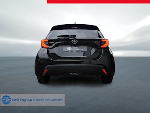 Vehicle image TOYOTA Yaris 1.5 VVT-i HSD Trend