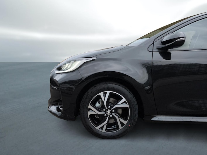 Vehicle image TOYOTA YARIS