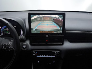 Vehicle image TOYOTA Yaris 1.5 VVT-i HSD Trend