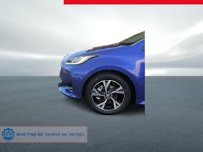 Vehicle image TOYOTA Yaris 1.5 VVT-i HSD Trend