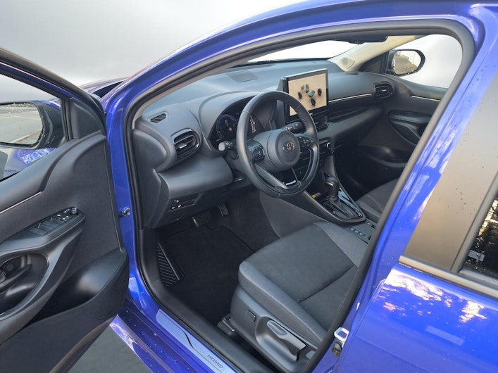 Vehicle image TOYOTA YARIS