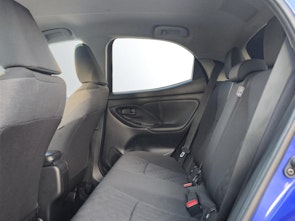 Vehicle image TOYOTA Yaris 1.5 VVT-i HSD Trend