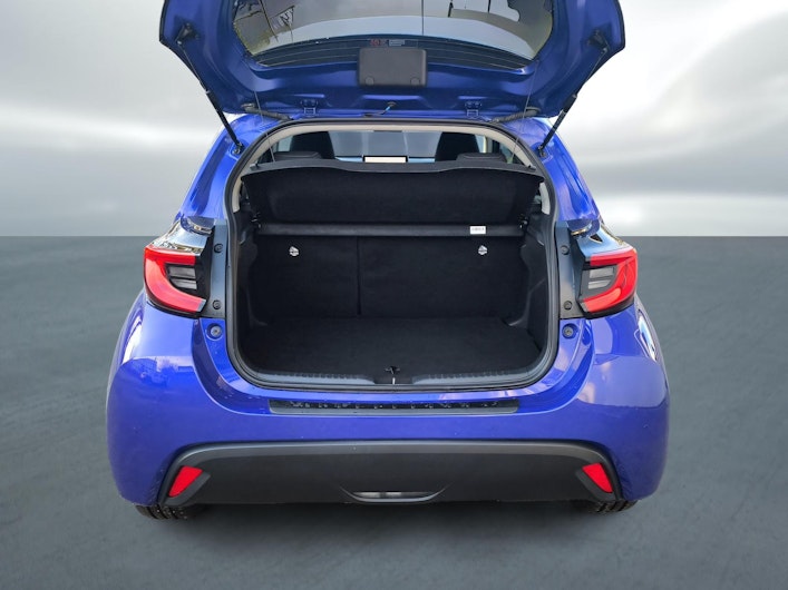 Vehicle image TOYOTA YARIS