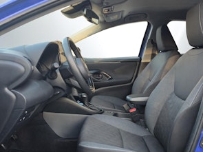 Vehicle image TOYOTA Yaris 1.5 VVT-i HSD Trend