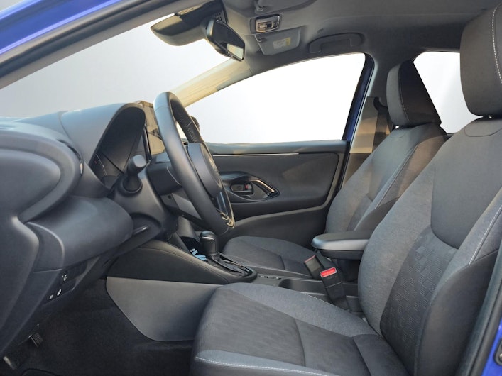 Vehicle image TOYOTA YARIS