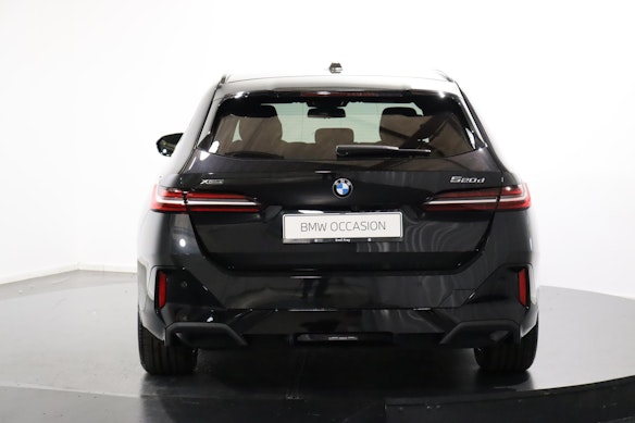 BMW 520d xDrive Touring 3