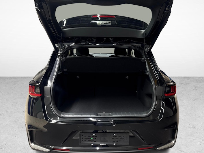 Vehicle image LEXUS LBX