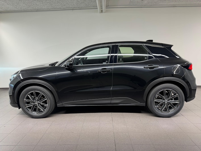 Vehicle image LEXUS LBX