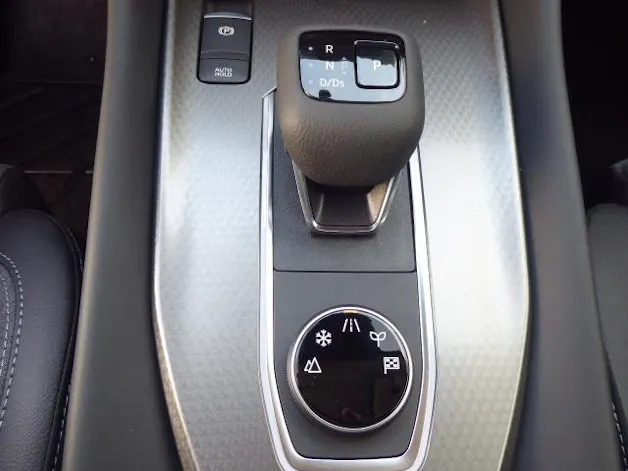 Nissan Qashqai 1.3 DIG-T 158 N-Connecta 4x4 Aut.
