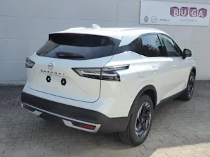 Nissan Qashqai 1.3 DIG-T 158 N-Connecta 4x4 Aut.