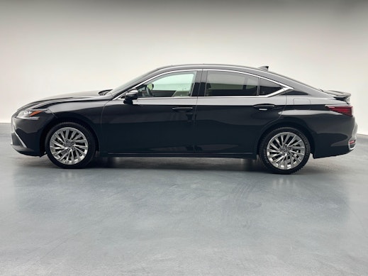 LEXUS ES 300h Excellence 3