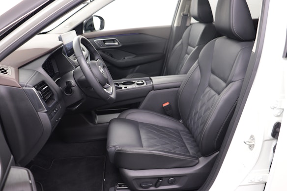 NISSAN X-Trail 1.5 VC-T Tekna+ e-4orce 2