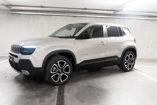 Jeep Avenger 1.2 MHEV Swiss Altitude