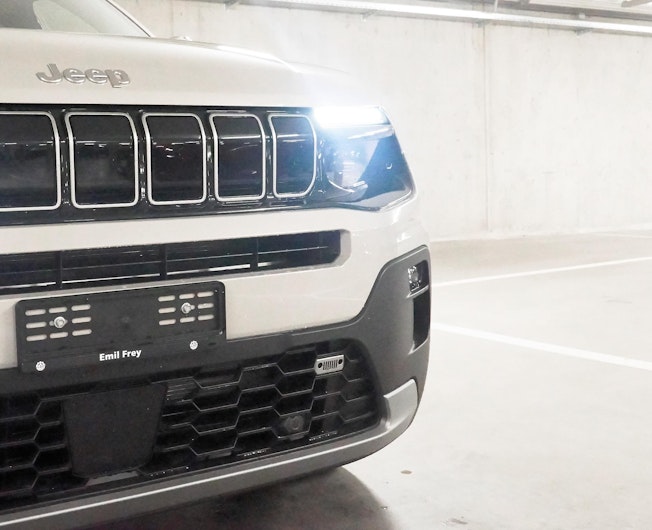 Vehicle image JEEP AVENGER