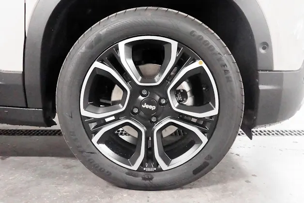 Jeep Avenger 1.2 MHEV Swiss Altitude