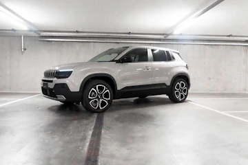 image du véhicule JEEP Avenger 1.2 MHEV Swiss Altitude image du véhicule JEEP Avenger 1.2 MHEV Swiss Altitude