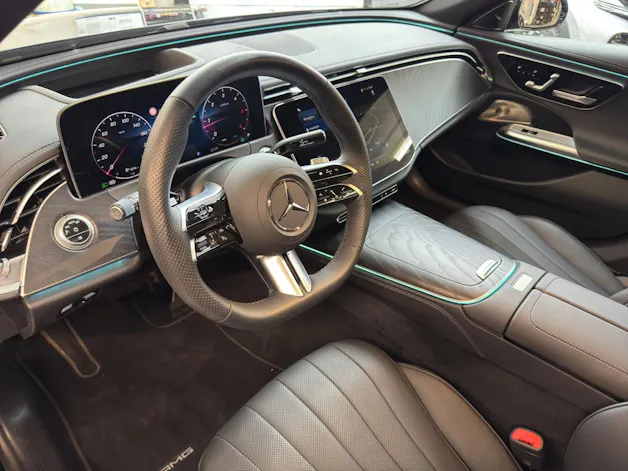 Mercedes-Benz E 220 d AMG Line 4Matic T-Modell