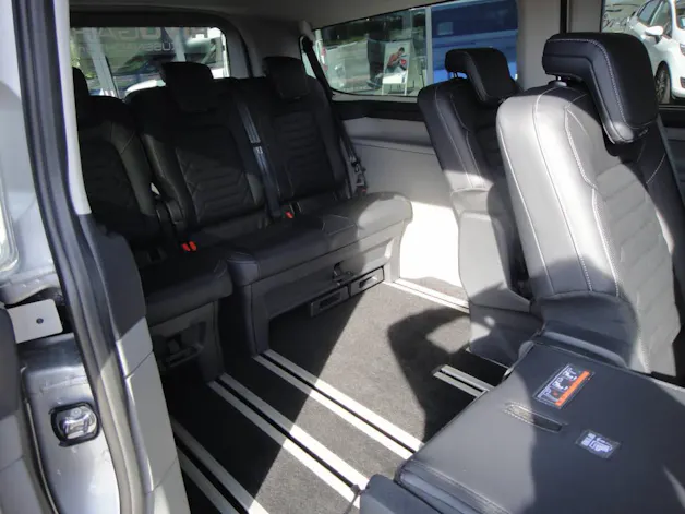 Ford Tourneo C Bus 320 L2 2.0 EcoBlue 170 Titanium