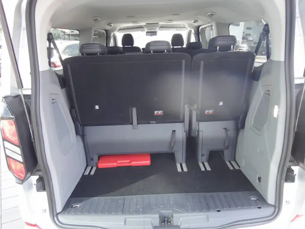 Ford Tourneo C Bus 320 L2 2.0 EcoBlue 170 Titanium