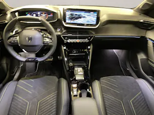 Peugeot 208 1.2 Hybrid GT