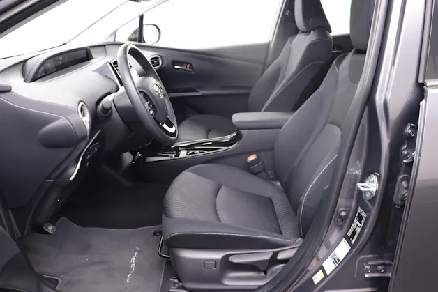 Toyota Prius 1.8 VVTi HSD Plug-In Solar / ab 1.99% Leasing bei Abschluss einer Protect Autoversicherung