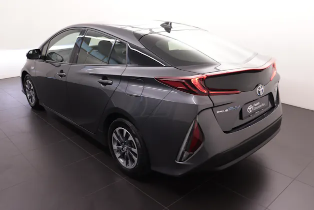 Toyota Prius 1.8 VVTi HSD Plug-In Solar / ab 1.99% Leasing bei Abschluss einer Protect Autoversicherung