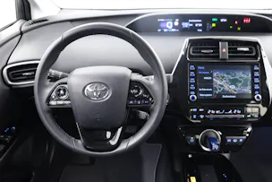 Toyota Prius 1.8 VVTi HSD Plug-In Solar / ab 1.99% Leasing bei Abschluss einer Protect Autoversicherung