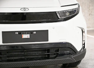 https://vehicle.imgix.net/3874189/6152108f-f533-457c-87cc-2878715e2da7.jpg