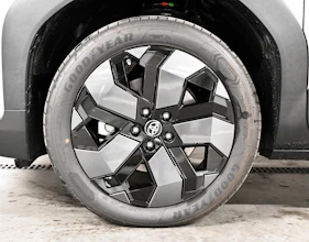 https://vehicle.imgix.net/3874189/a15f7520-eeb2-4c76-a7b8-184ef5f25550.jpg