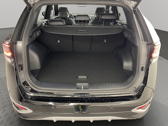 Vehicle image 4 Vehicle image 4