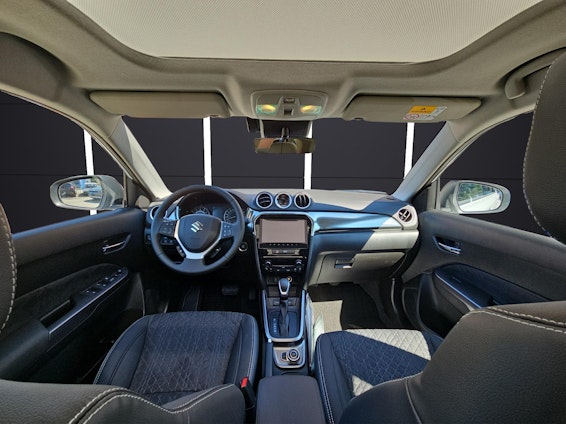 Vehicle image 11 Vehicle image 11