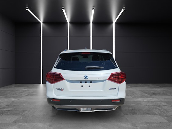 Vehicle image 3 Vehicle image 3