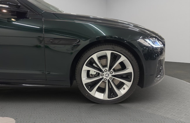 Vehicle image 5 Vehicle image 5