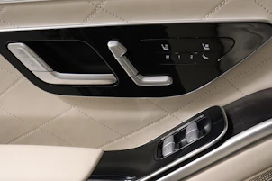 Fahrzeugbild MERCEDES-BENZ S 580 V8 4matic