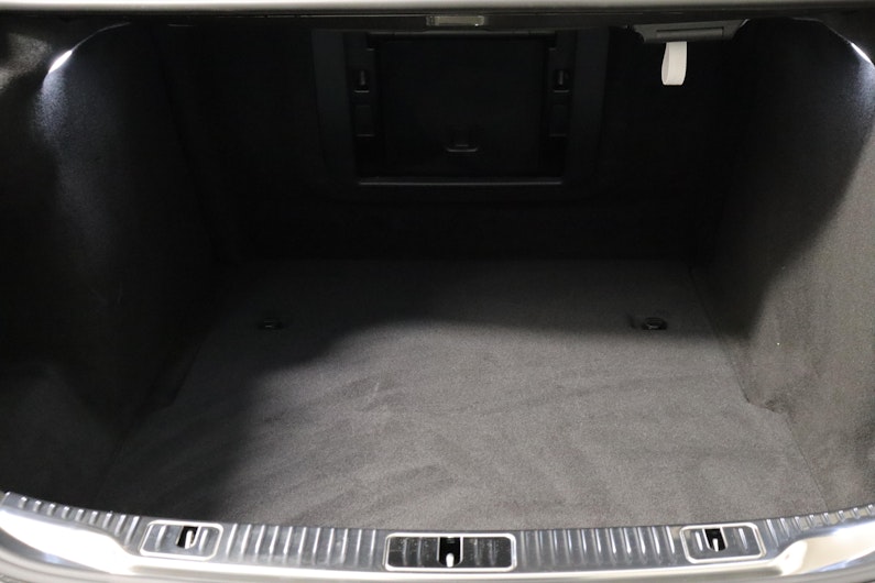 Vehicle image MERCEDES-BENZ S 580