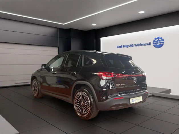 Mercedes-Benz EQA 300 4MATIC AMG Line