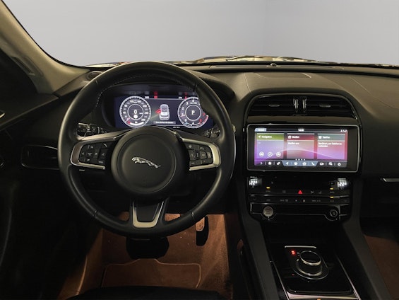 Vehicle image 10 Vehicle image 10