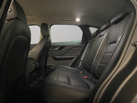 Vehicle image 9 Vehicle image 9