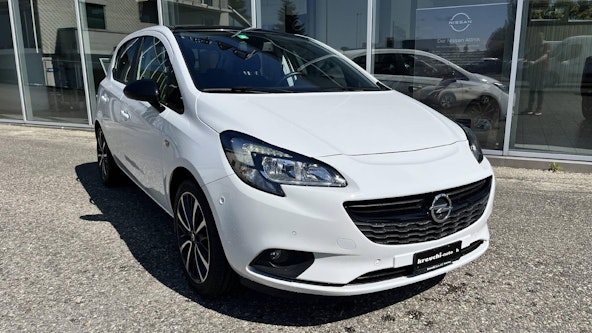First vehicle image