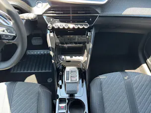 Peugeot 208 1.2 Hybrid 110 Allure Premium