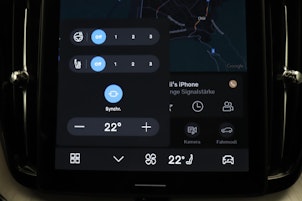 Vehicle image VOLVO XC60 2.0 T6 TE Plus Dark eAWD