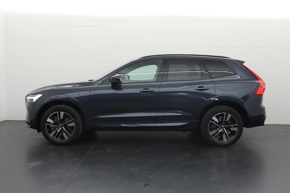 VOLVO XC60 2.0 T6 TE Plus Dark eAWD 3