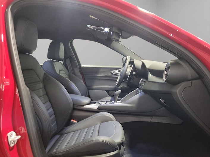 Vehicle image ALFA ROMEO Giulia