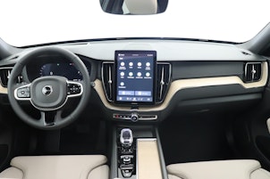 Vehicle image VOLVO XC60 2.0 T8 TE Ultra Bright eAWD