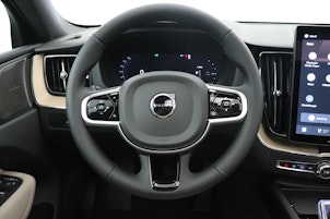 Vehicle image VOLVO XC60 2.0 T8 TE Ultra Bright eAWD