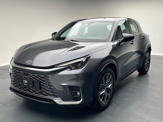 First vehicle image First vehicle image