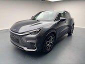 First vehicle image