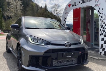 Vehicle image TOYOTA GR YARIS 0 Vehicle image TOYOTA GR YARIS 0