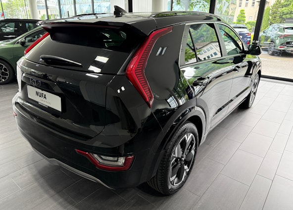 Vehicle image 7 Vehicle image 7